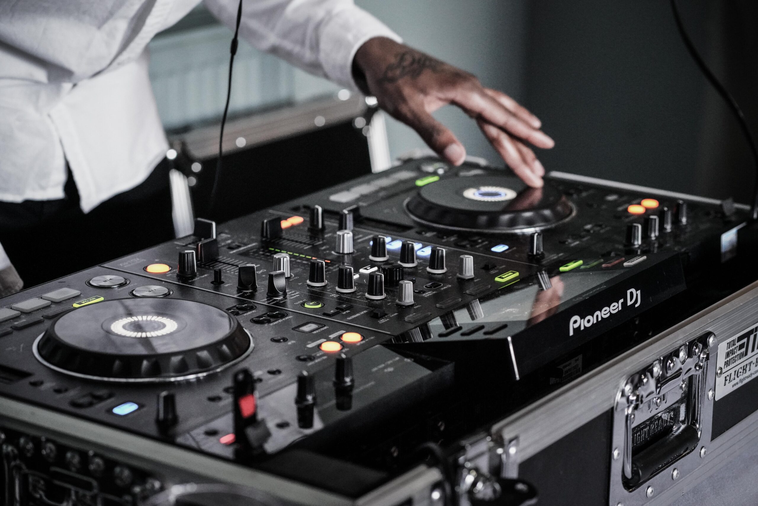What Affects the Cost of an Indian Music DJ in Orlando